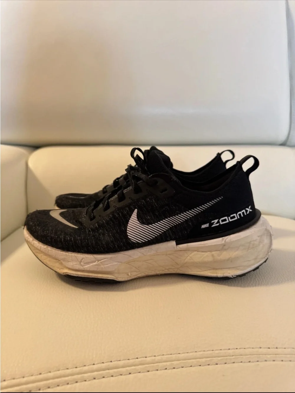 NIKE ZOOMX WOMEN’S RUNNING SNEAKER
